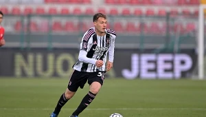 Diament polskiej piłki zachwyca we włoskim gigancie. Sypią się pochwały