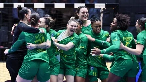 Radość piłkarek ręcznych Brazylii po ograniu Szwecji