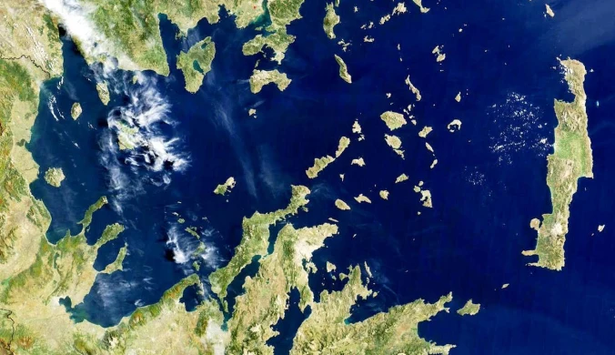 W rejonie greckiej wyspy Milos, na dnie Morza Egejskiego, badacze znaleźli rozległy system.