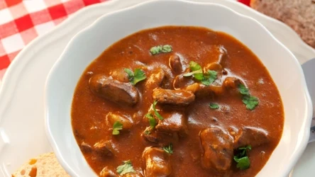 Czym zastąpić zasmażkę? Istnieją dużo zdrowsze alternatywy.