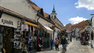 Węgierskie miasteczko marcepanu. Słodkie chwile i artystyczny klimat gwarantowane
