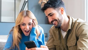 Oferty „bez limitu” są idealne dla osób, które korzystają z internetu intensywnie – oglądają filmy, pracują zdalnie, grają lub prowadzą transmisje