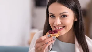 Masz ochotę na słodycze? Jedz je o tej porze, a cukier nie oszaleje