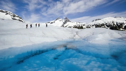 Lodowiec Mendenhall jest jedną z najwspanialszych atrakcji turystycznych na Alasce