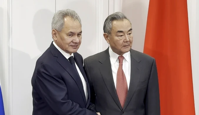 Przed negocjacjami doszło do spotkania z Szojgu. W tle sprytna rozgrywka 