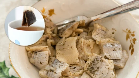 Śledzie w herbacie smakują wyśmienicie. Większość osób nawet nie myśli o takiej marynacie, a to błąd