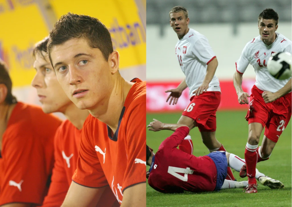 Robert Lewandowski i Michał Zieliński Sportowcy ubrani w czerwone i białe stroje uczestniczą w meczu piłki nożnej, po lewej stronie zawodnicy siedzą na ławce rezerwowych, po prawej dynamiczna akcja na boisku z zawodnikami w trakcie rywalizacji.