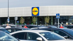 Takie prezenty na święta otrzymali pracownicy Lidla i Biedronki. Przesada?