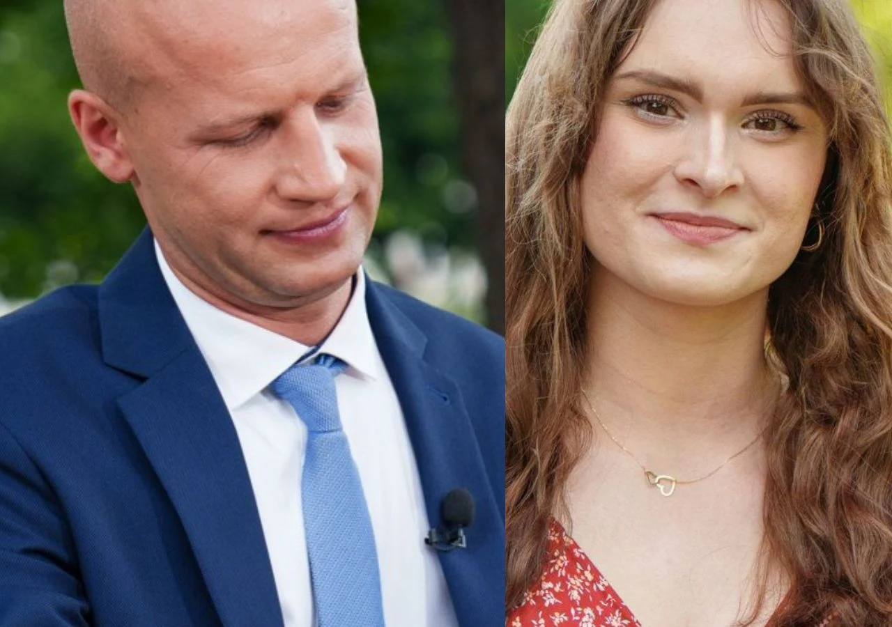 "Rolnik szuka żony" 12. Gabriel i Weronika Dwie osoby, mężczyzna w garniturze i krawacie oraz kobieta o długich, falowanych włosach w czerwonej, wzorzystej sukience stojące na tle zieleni. Mężczyzna ma założony mikrofon, a kobieta subtelny naszyjnik.