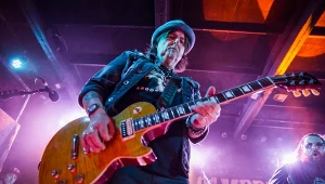 Phil Campbell powróci do Polski