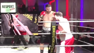 Cyrk na niemieckim ringu. Pięć sekund i "nokaut". Skandal i polski wątek