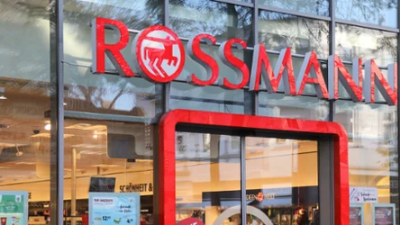 Rossmann rusza ze świąteczną ofertą – zobacz, co warto kupić