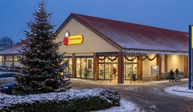 Od pościeli po elektronikę – sprawdzamy świąteczne hity z Biedronki