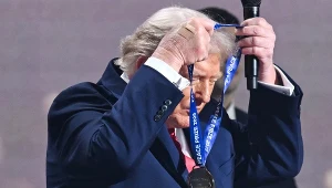 Donald Trump odebrał nagrodę i się zaczęło. Burza w sieci