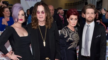 Ozzy Osbourne i jego najbliżsi: żona Sharon, córka Kelly i syn Jack - Londyn, 28 września 2015 r.
