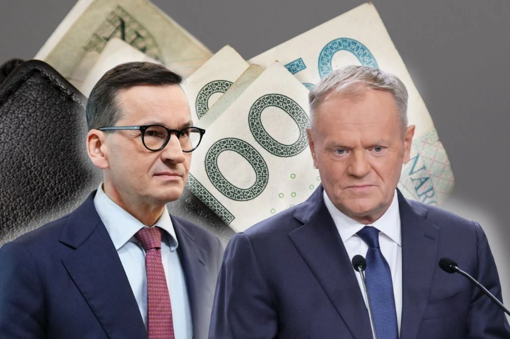 Dwóch mężczyzn ubranych w garnitury, stojących obok siebie, w tle widoczne banknoty stuzłotowe oraz fragment portfela, całość sugeruje nawiązanie do tematyki finansowej lub politycznej.