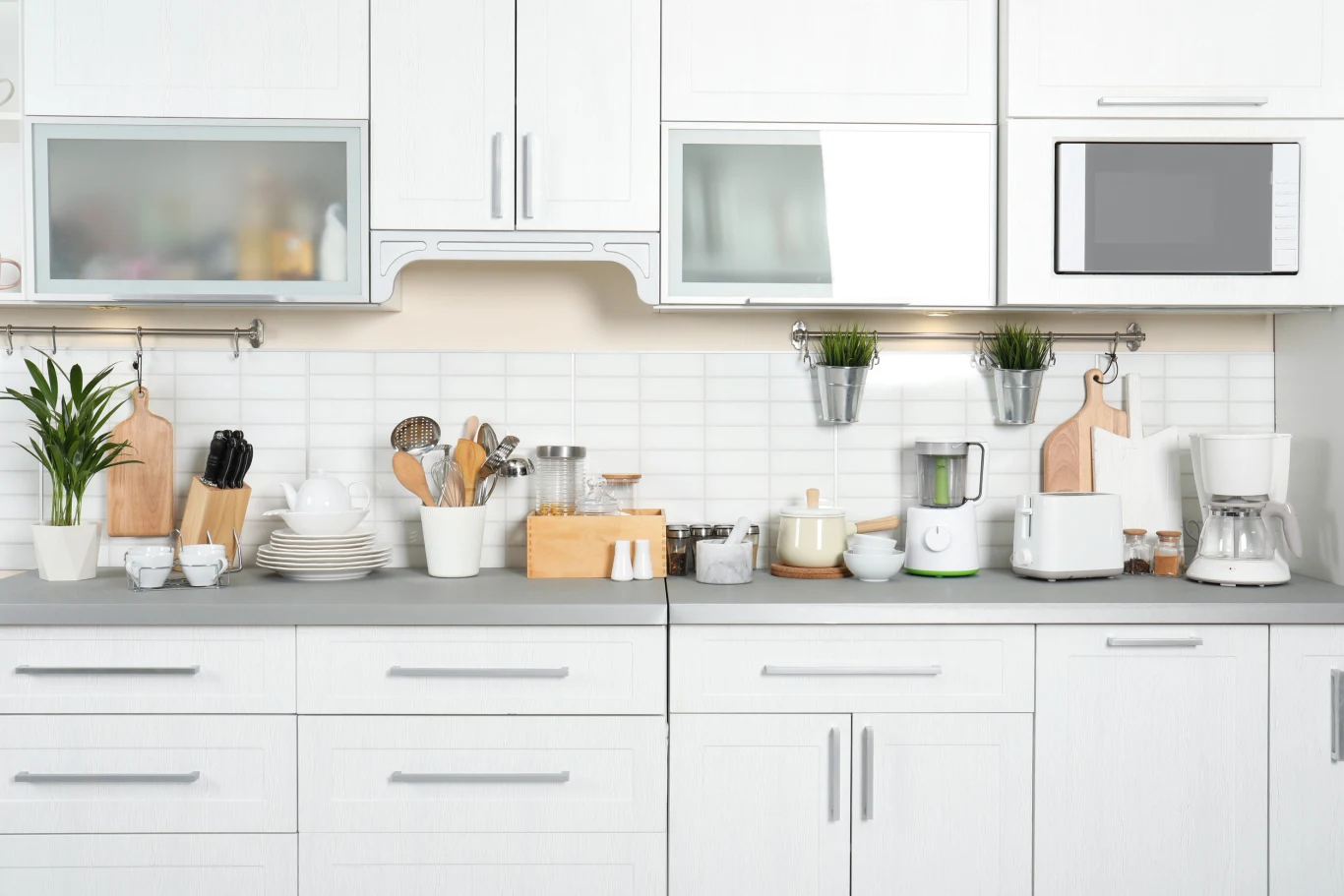 Aranżacja kuchni powinna być bardzo funkcjonalna. Fot. liudmilachernetska/123RF.com