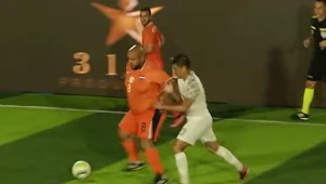 Polacy mistrzami, ale świat mówi o Holendrze. "Wykupił sobie miejsce"