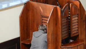 Spowiedź przed Bożym Narodzeniem obowiązkowa? Wielu wiernych się zaskoczy
