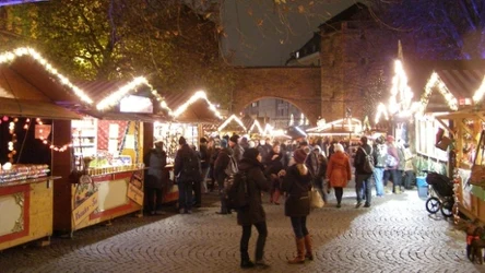 Wstęp na te jarmarki bożonarodzeniowe na zamkach jest bezpłatny