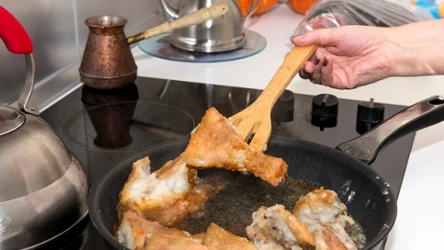 Smażenie ryby nie musi oznaczać przykrego zapachu - są na to sposoby.