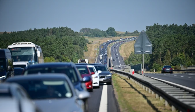 Według Reutersa, 16 grudnia UE ma ogłosić propozycje, które odsuną w czasie zakaz silników spalinowych po 2035 roku