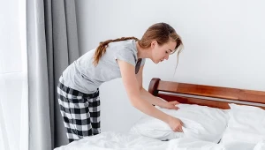 Posyp tym łóżko i kanapę. Pluskwy uciekną, gdzie pieprz rośnie