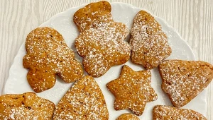 Upiekłam pierniczki z przepisu babci. Zawsze wychodzą puchate i aromatyczne