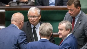Bliski współpracownik Kaczyńskiego się broni. W tle doniesienia mediów