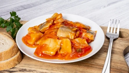 Ryba po grecku to w wielu domach tradycyjna potrawa wigilijna. Ryba po hawajsku może być wspaniałą alternatywą dla tego dania. 