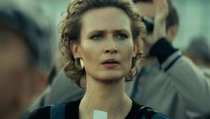 Agnieszka Żulewska w scenie z filmu "Wielka Warszawska"