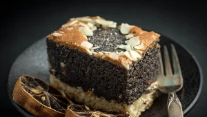 Przepis na makowiec na kruchym cieście jest prosty i szybki w wykonaniu