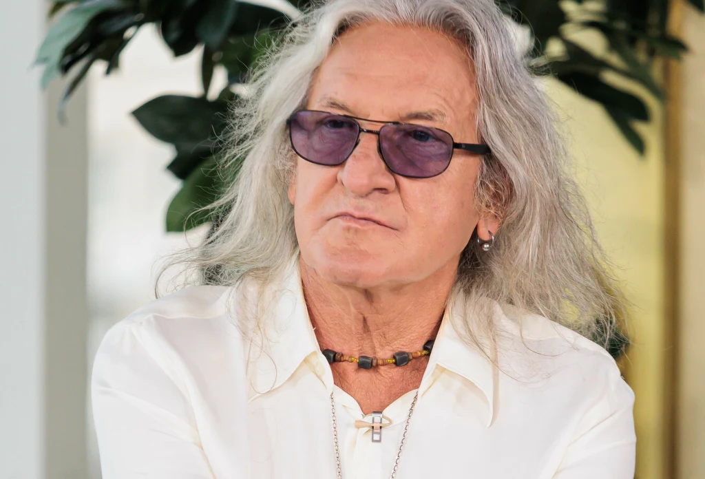 Grzegorz Markowski rzadko o nim mówi. Nieślubny syn od lat pozostaje w cieniu