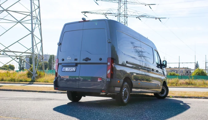 Nissan Interstar to mocny konkurent dla ulubieńca Polaków.