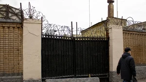 Doniesienia o śmierci Polaka w rosyjskim areszcie. MSZ zabrało głos