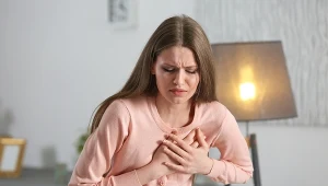 Zmęczenie, stres, siedzący tryb życia. Rośnie ryzyko udaru u młodych