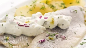 Śledzie będą rozpływać się w ustach. Potrzebują jednego składnika