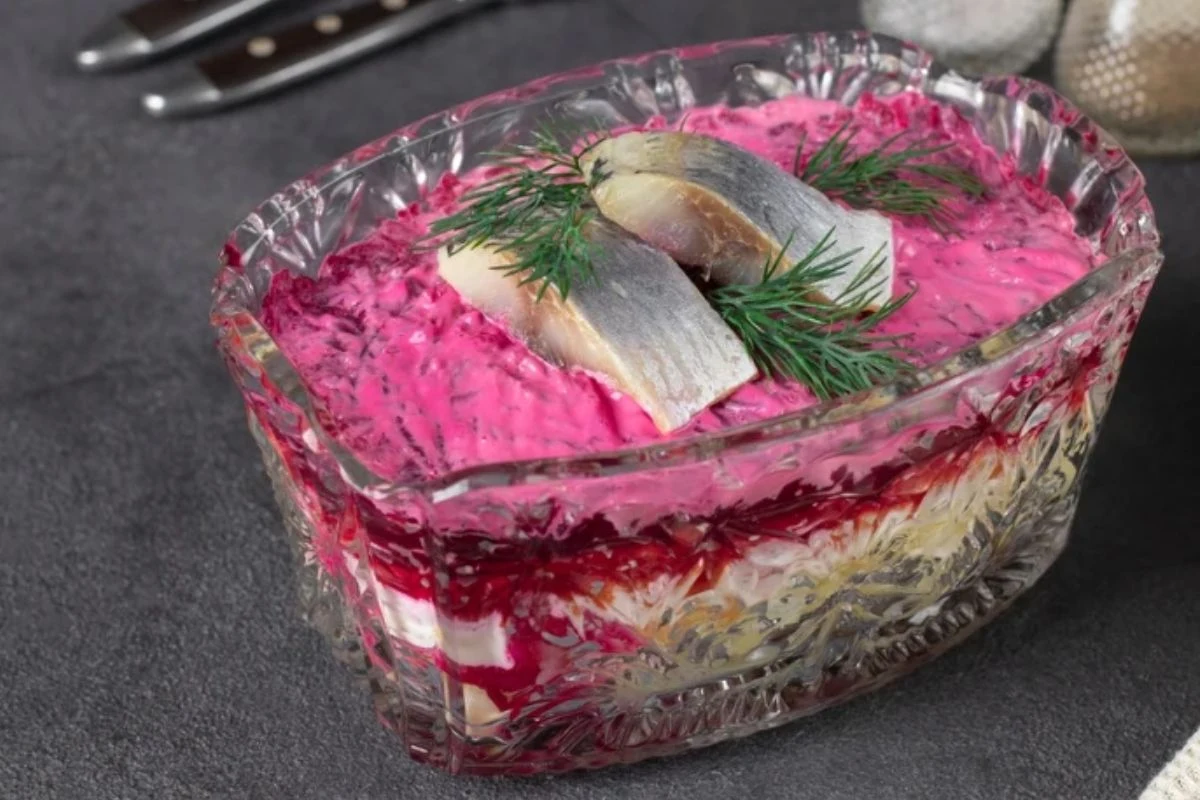 Wigilijny klasyk z nowoczesnym twistem zachwyci wszystkich gości Wigilijny klasyk z nowoczesnym twistem zachwyci wszystkich gości