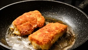 Ustaw przy patelni, gdy będziesz smażyć ryby. Brzydki zapach sam się wchłonie 