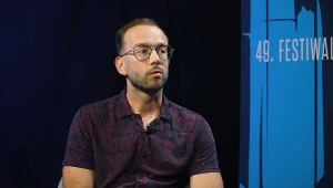 PrzeVODnik. "Ludzie". Marcin Radomski o najnowszym filmie Ślesickie i Hilleslanda