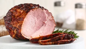 Jak zrobić domową szynkę?