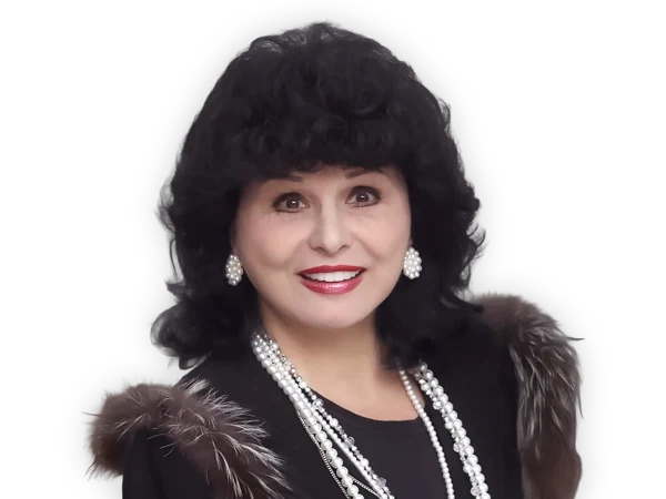 Yola Czaderska-Hayek