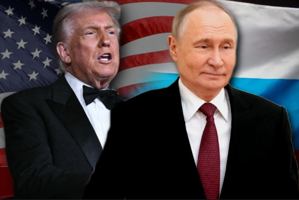 Media o strategii Władimira Putina. "Manipuluje Donaldem Trumpem" Dwaj mężczyźni w formalnych strojach na tle połączonych flag Stanów Zjednoczonych i Rosji, stoją obok siebie, zwracając uwagę na ich oficjalny charakter i kontrastujące postawy.