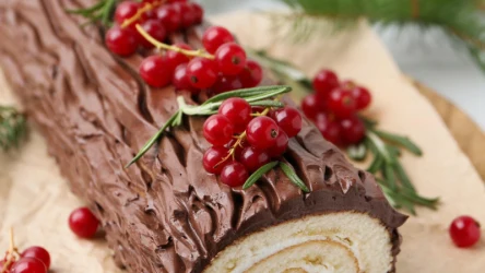 Yule log to tradycyjne ciasto w kształcie polana drewna, które w święta cieszy się dużą popularnością m.in. w Wielkiej Brytanii