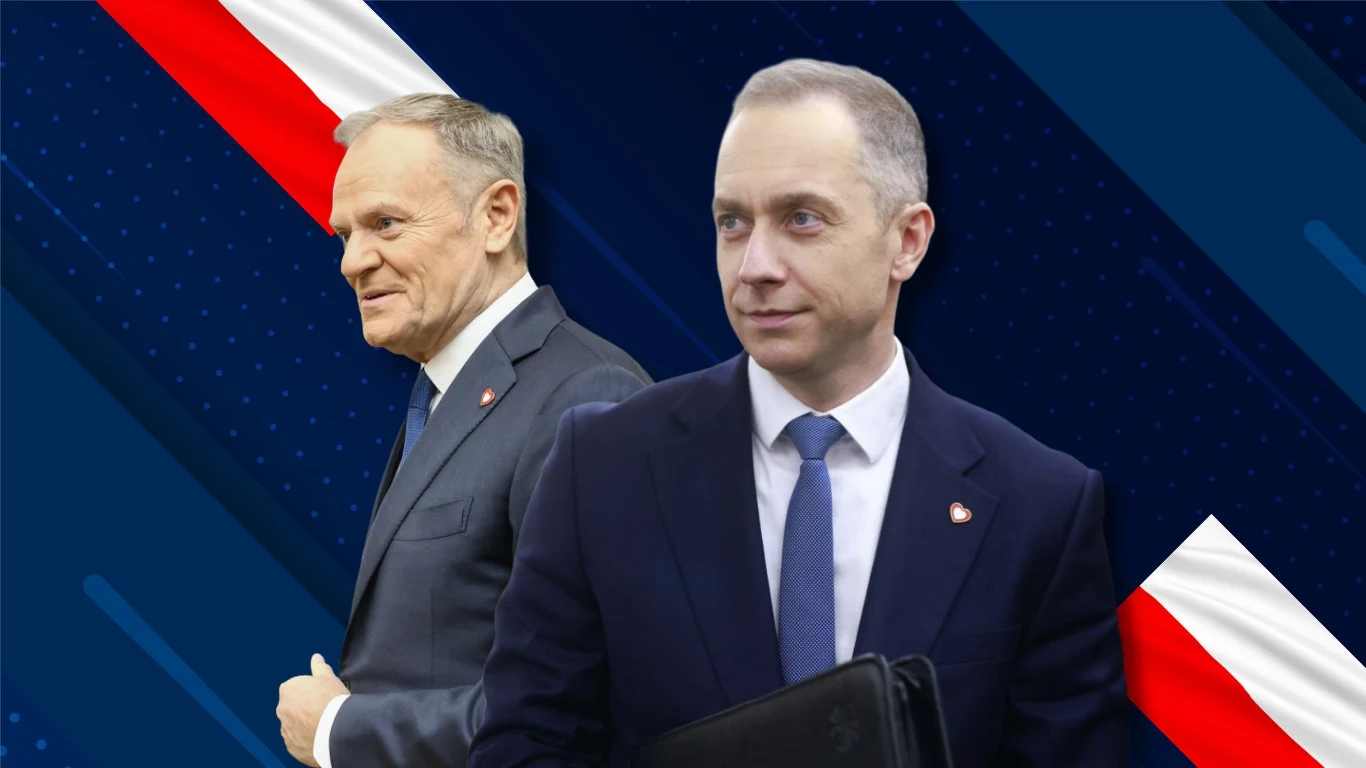 Wiceminister obrony narodowej Cezary Tomczyk przedstawił słabości rządu Donalda Tuska Dwóch mężczyzn w garniturach na tle stylizowanym biało-czerwonymi i granatowymi pasami z motywem graficznym, podkreślającym oficjalny lub polityczny charakter sceny.