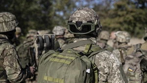 Zamiast walczyć na froncie, naprawiali samochody. Skandal w Ukrainie