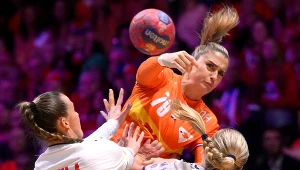 Ahoy Arena cicha jak po meczu Polski z Austrią. Demolka w starciu mistrzyń IO