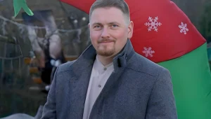 "Szczęśliwi lampek nie liczą". Szopka w Ptaszkowej i jej rodzinna historia