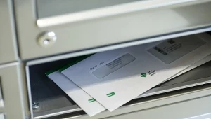 Oszuści wkładają do skrzynek fałszywe mandaty. Jak nie dać się oszukać?
