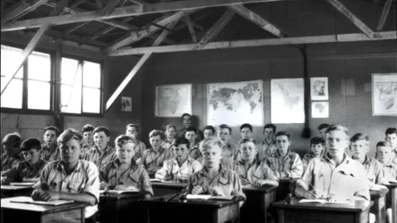 Polskie dzieci trafiły do obozu. "Przyszli z karabinami. Dali 10 minut"